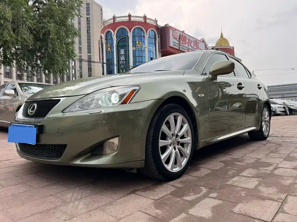Lexus IS 2008