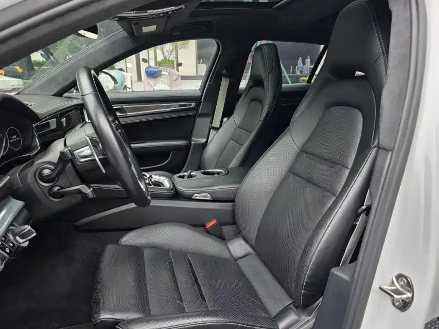 Porsche Panamera Hybrid — миниатюра 7