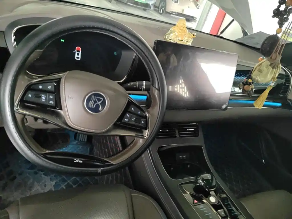 BYD Han — миниатюра 5