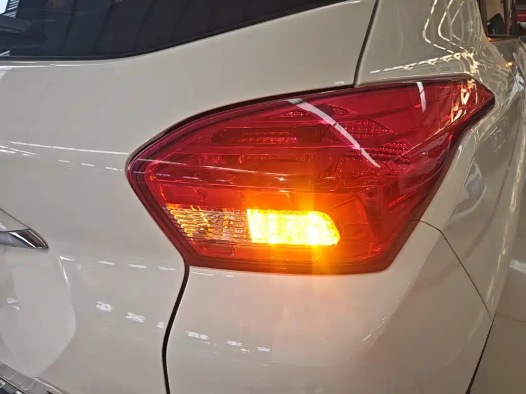 BAIC Senova X35 — миниатюра 8