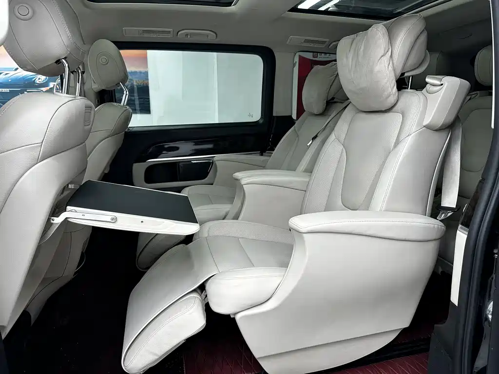 MERCEDES-BENZ V CLASS