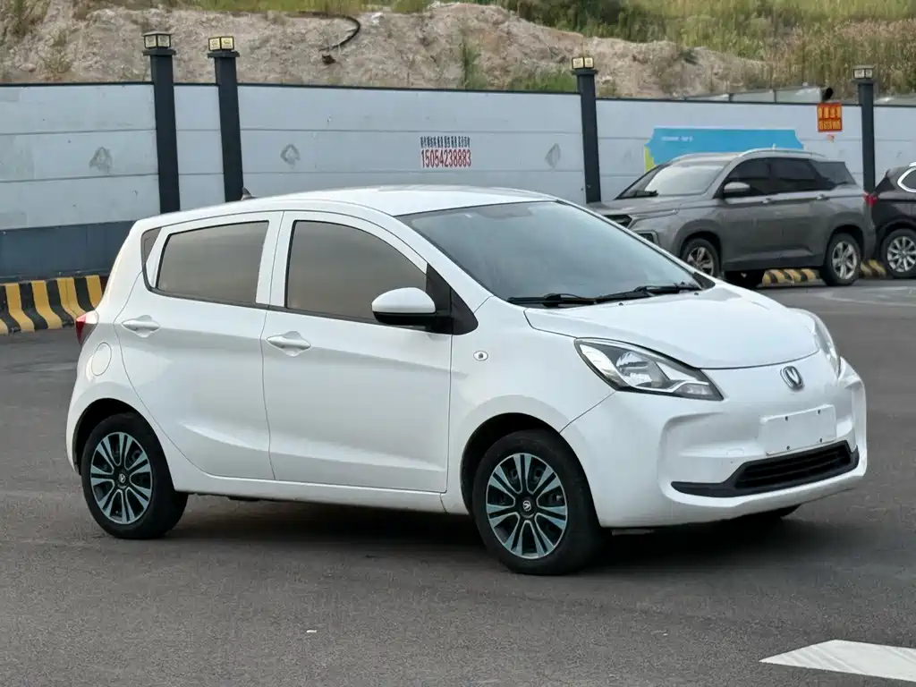 Changan Benben E-Star — миниатюра 3