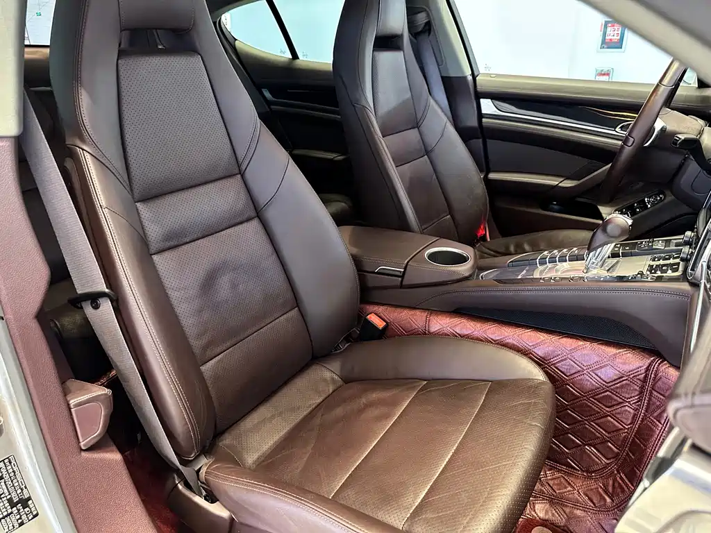 Porsche Panamera — миниатюра 12