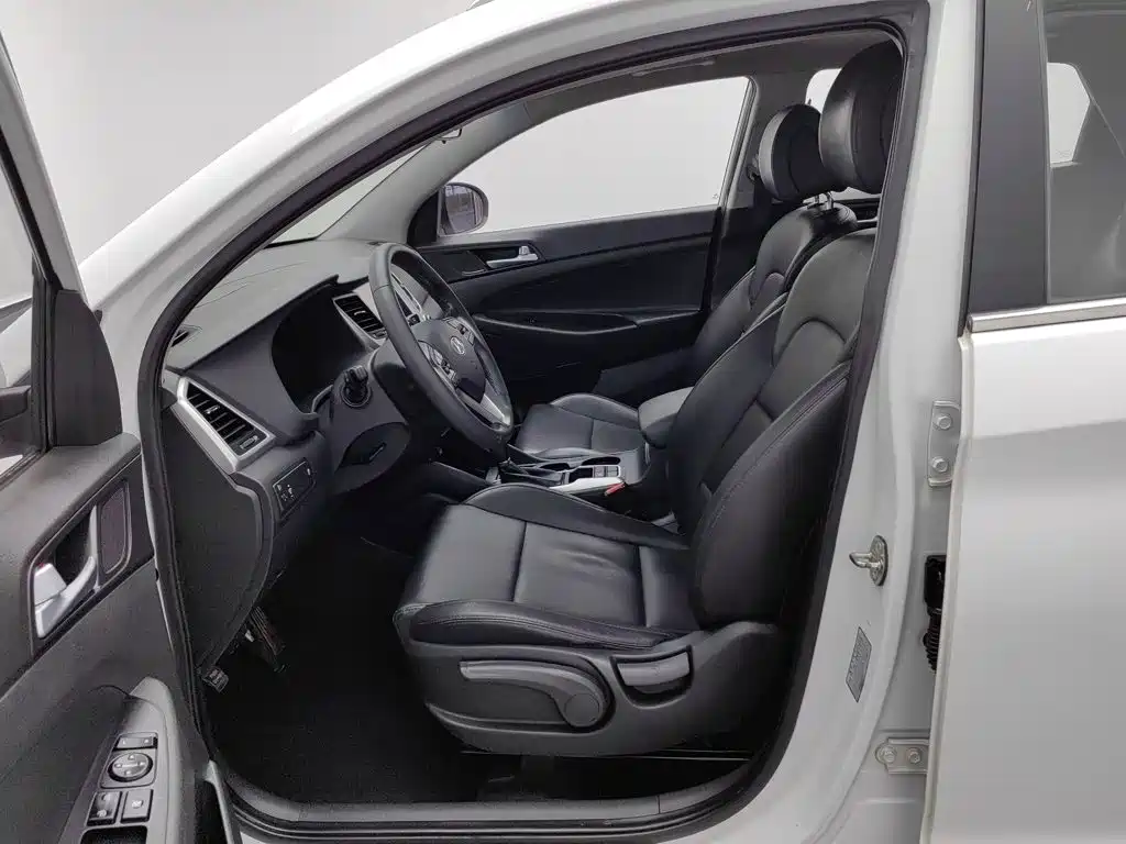 Hyundai Tucson — миниатюра 10