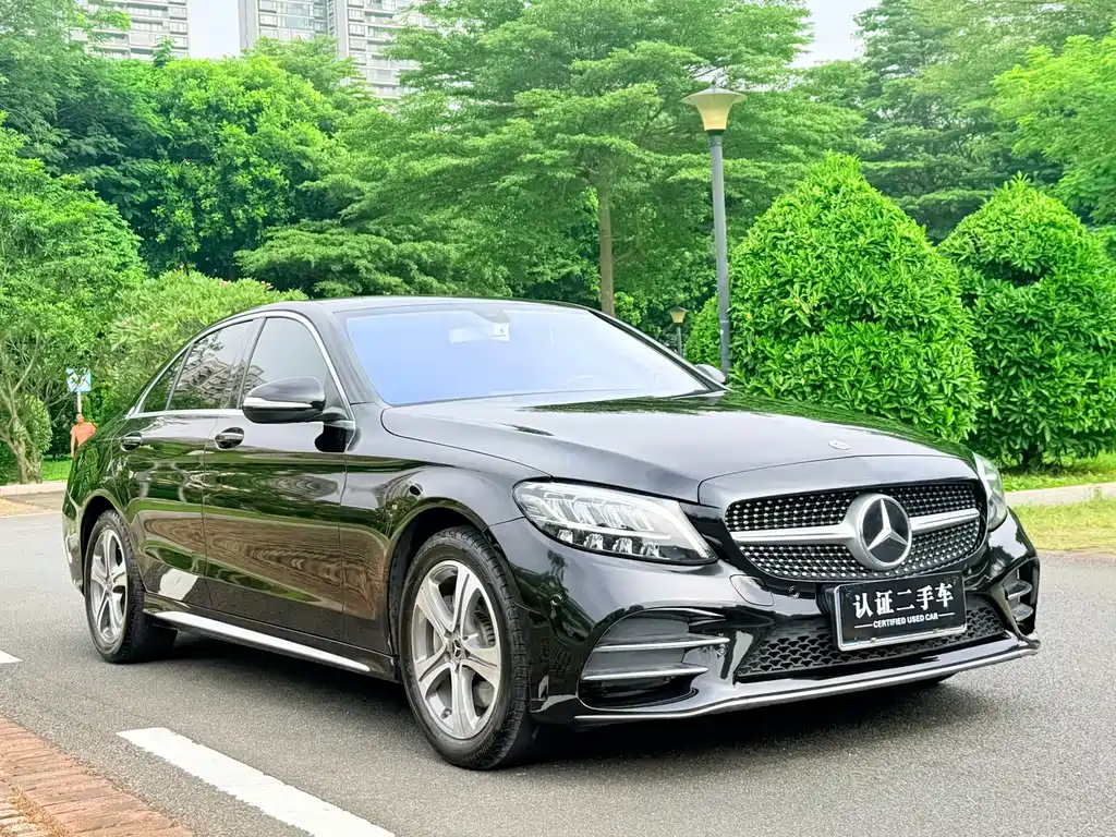 Mercedes-Benz C-Class — миниатюра 3