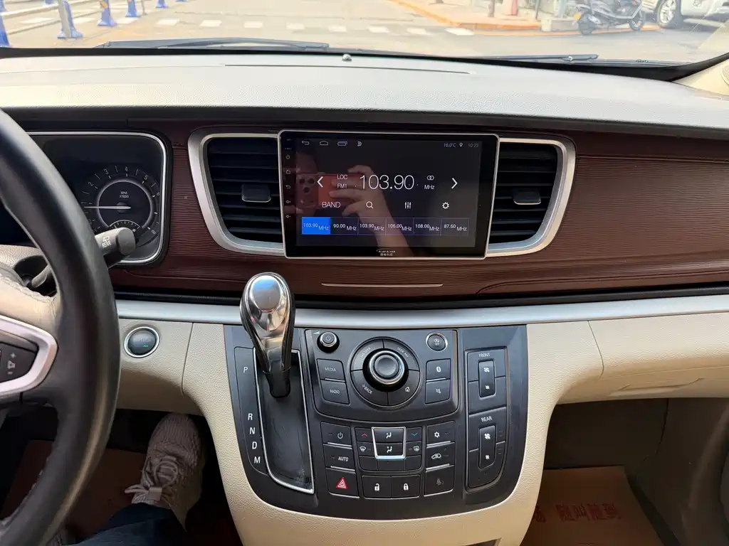 Buick GL8 — миниатюра 13