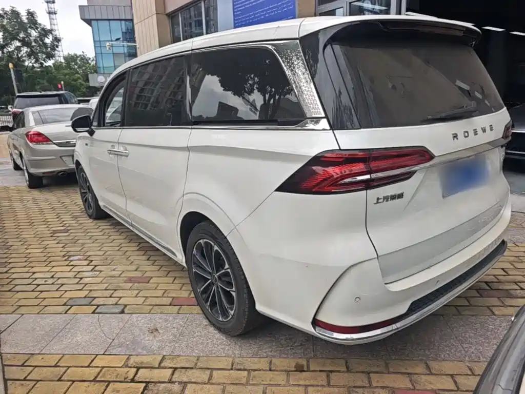 Roewe iMAX8 — миниатюра 5