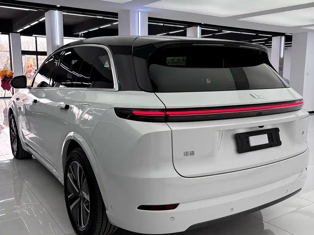 Li Auto IDEAL L7