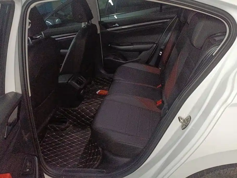Volkswagen Bora — миниатюра 11
