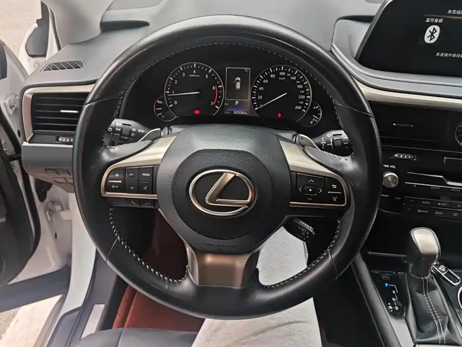 Lexus RX — миниатюра 15
