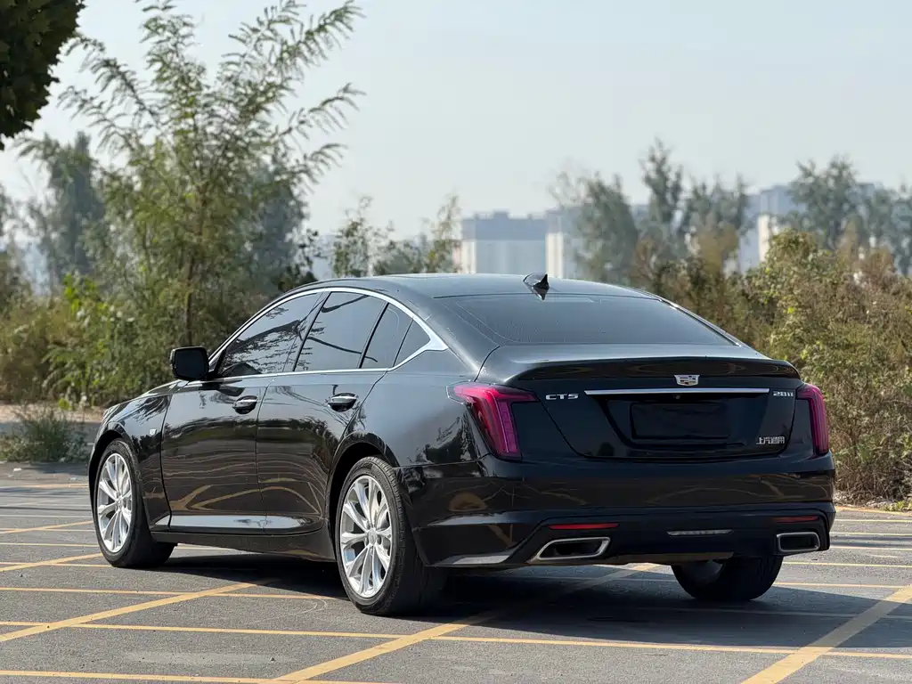 Cadillac CT5 — миниатюра 9
