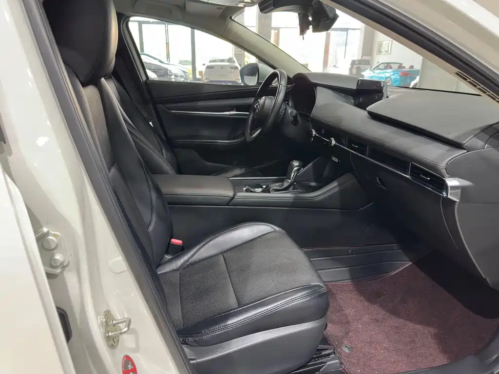 Mazda 3 Axela — миниатюра 13