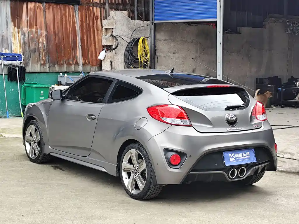 Hyundai Veloster 2012 1.6T MT Comfort