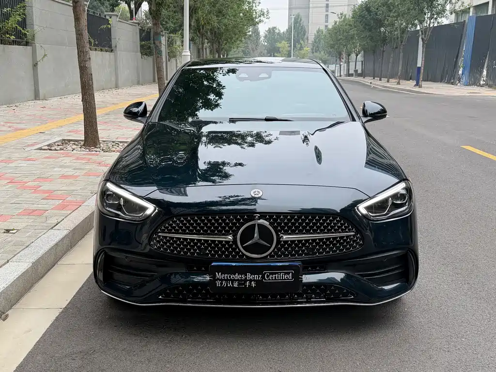 Mercedes-Benz C-Class — миниатюра 2