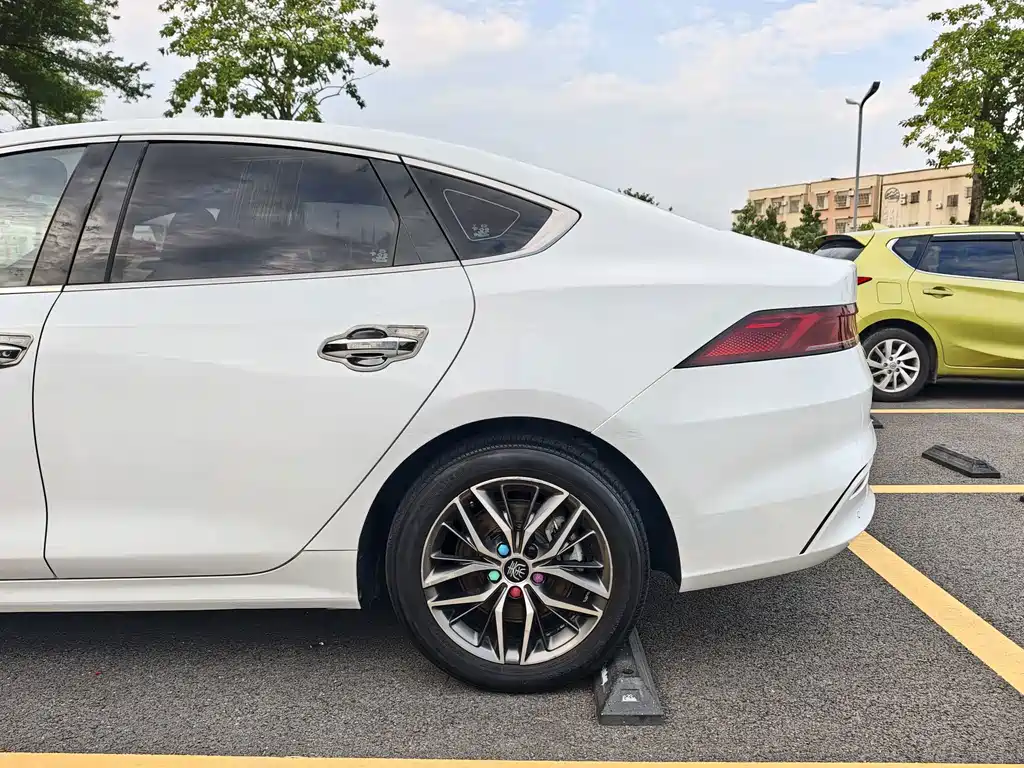 BYD Qin PLUS — миниатюра 25