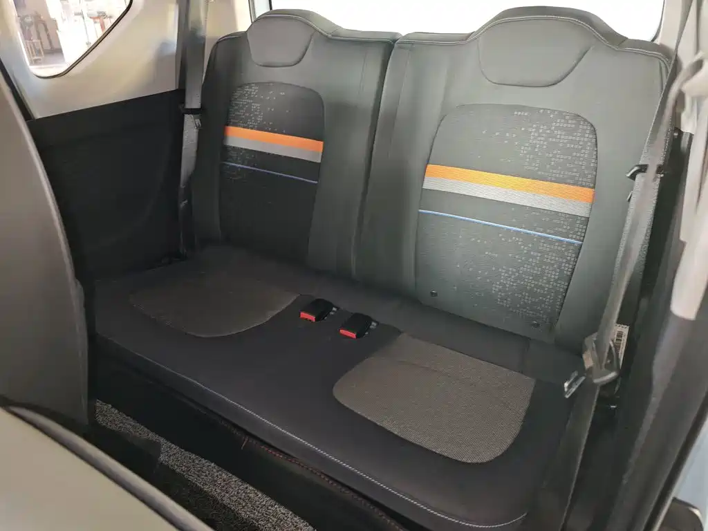 Wuling MINIEV — миниатюра 17