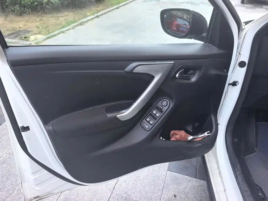Citroen C3-XR — миниатюра 7