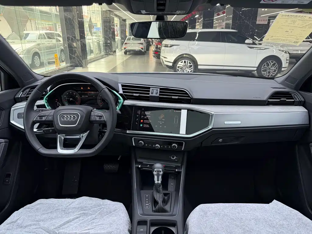 Audi Q3 — миниатюра 8