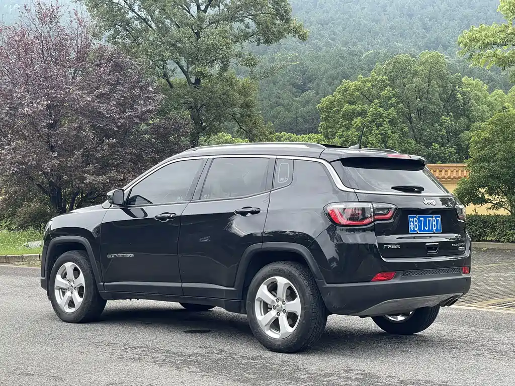 Jeep Compass — миниатюра 15