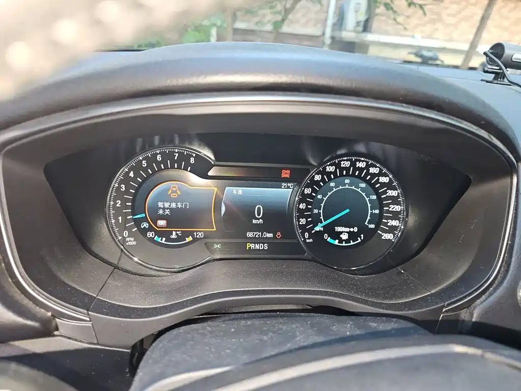 Ford Mondeo — миниатюра 12