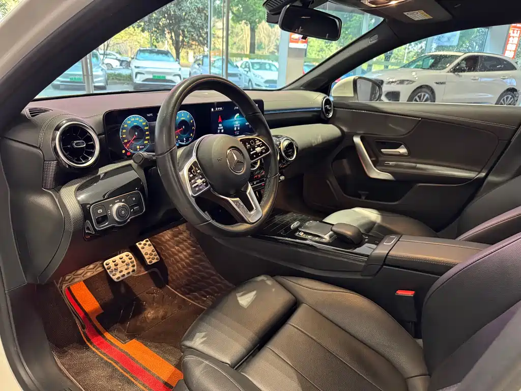 MERCEDES-BENZ A CLASS