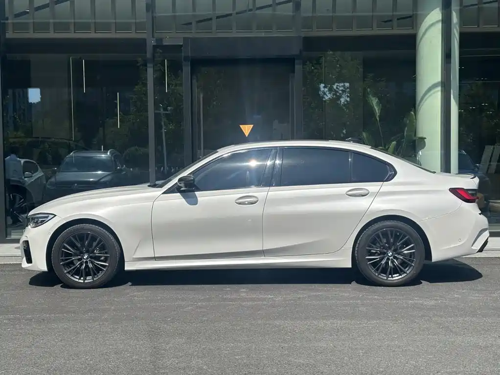 BMW 3 Series — миниатюра 6
