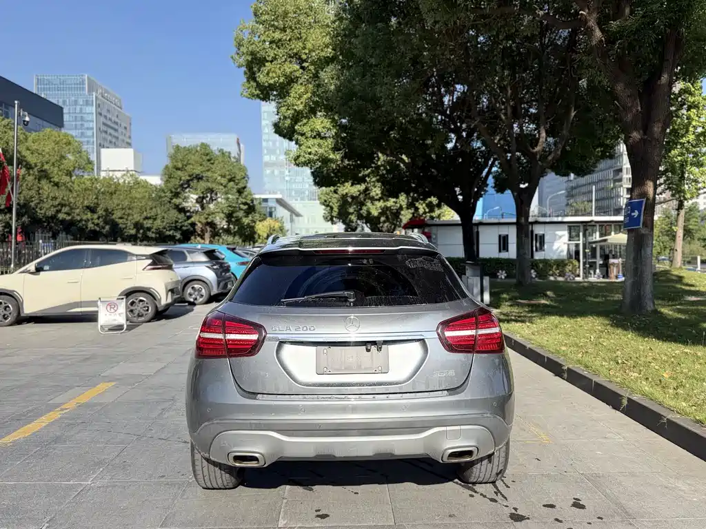 Mercedes-Benz GLA — миниатюра 5