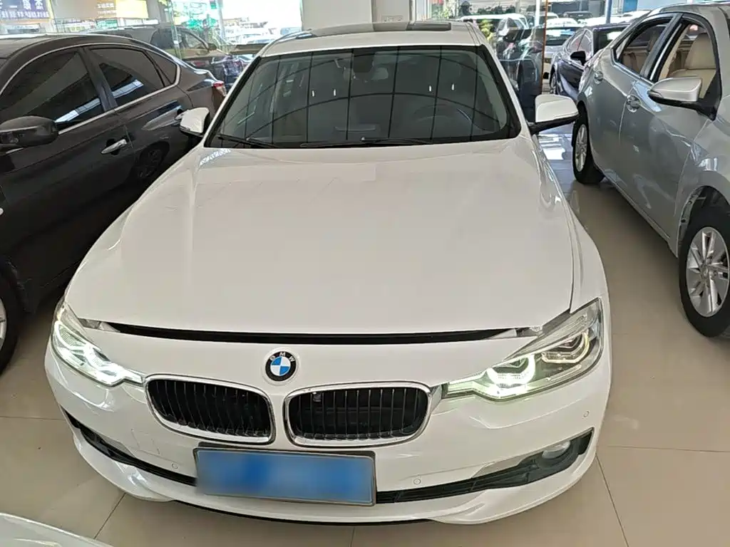 BMW 3 Series — миниатюра 3