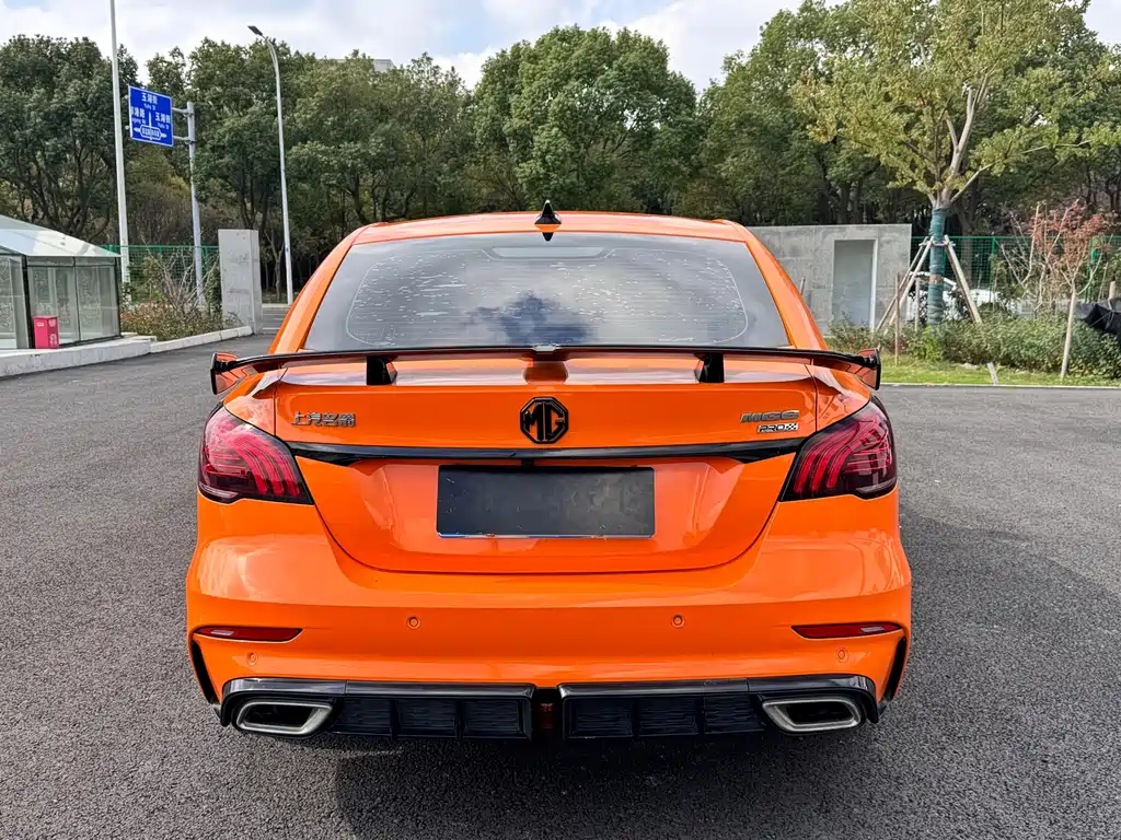 MG 6