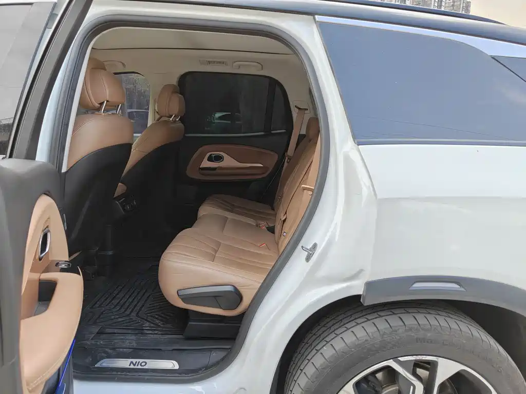 NIO NIO ES8