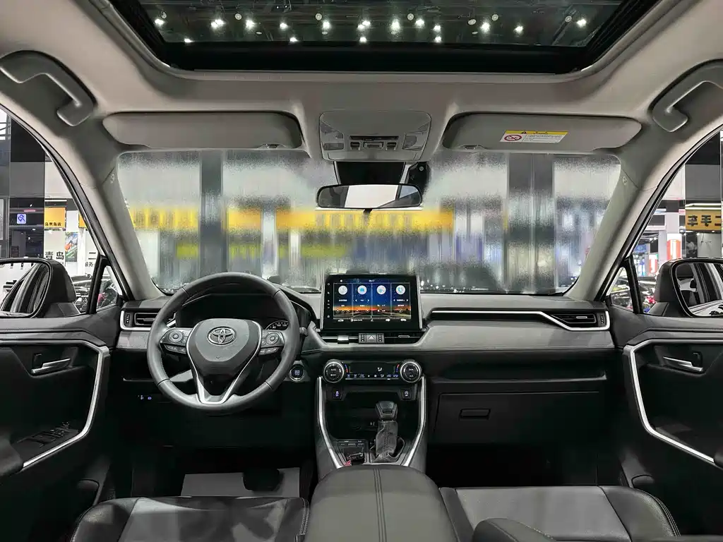 Toyota Wildlander 2022 2.0L CVT Luxury