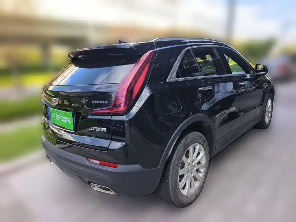 Cadillac XT4 — миниатюра 6