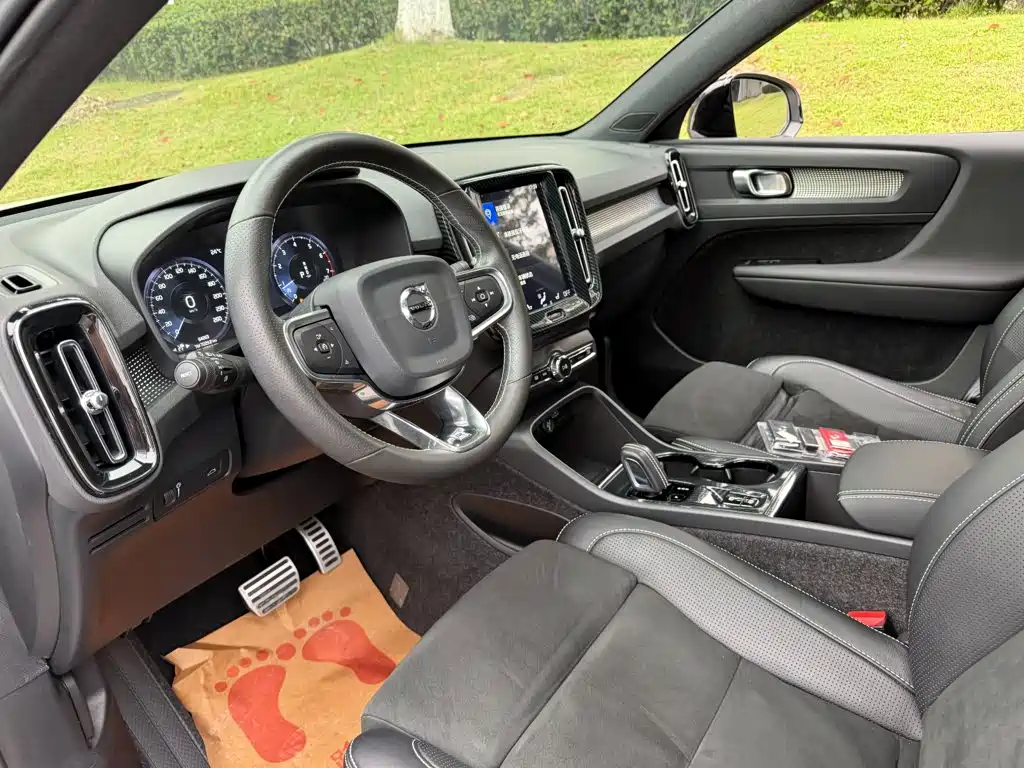 Volvo XC40 — миниатюра 7