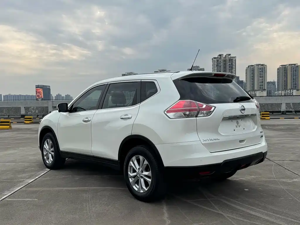 Nissan X-Trail — миниатюра 4