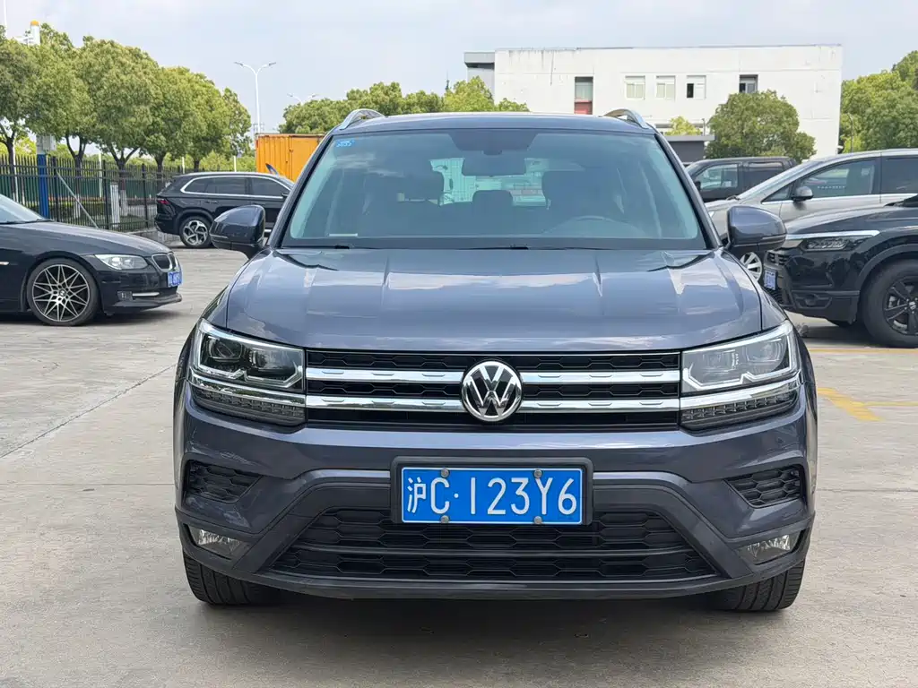 Volkswagen Tharu 2020