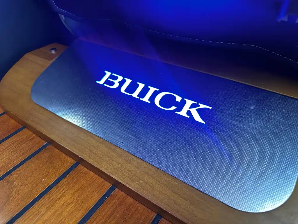 Buick GL8 — миниатюра 19