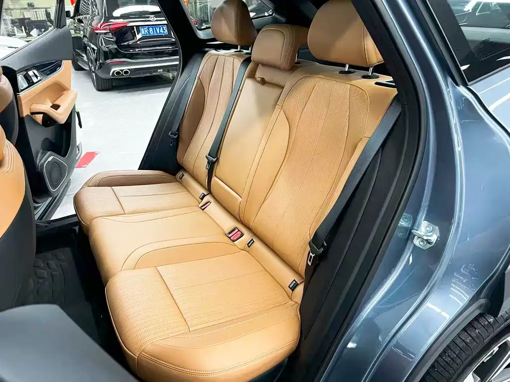Geely Boyue L — миниатюра 16