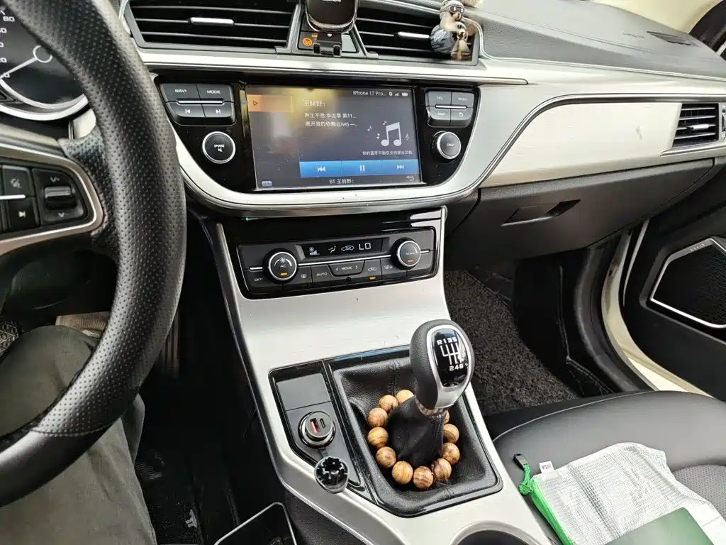 Geely Emgrand GL — миниатюра 6