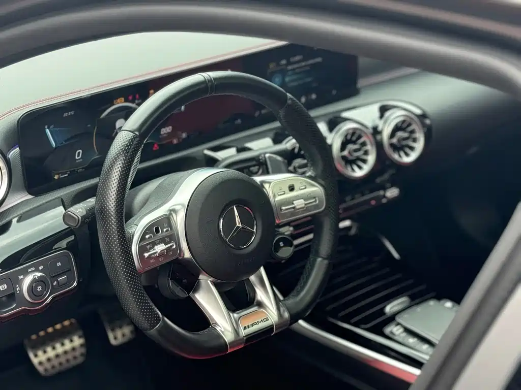 Mercedes-Benz A-Class AMG — миниатюра 7