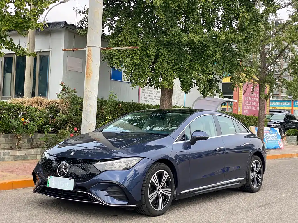 Mercedes-Benz EQE