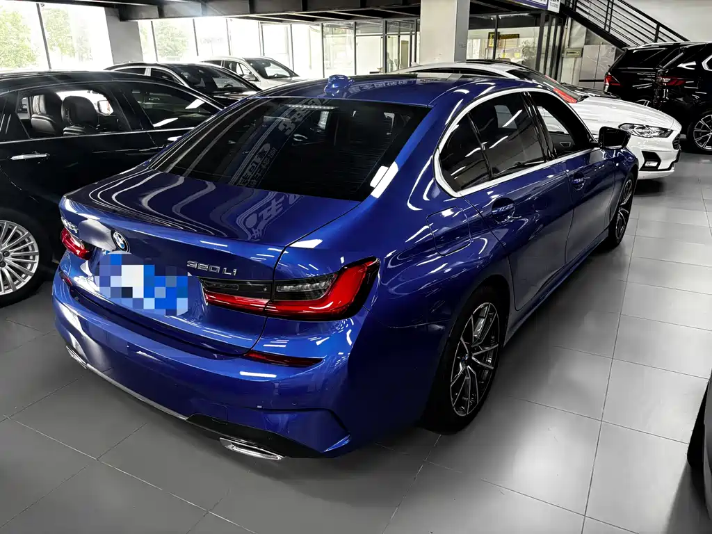 BMW 3 Series — миниатюра 17