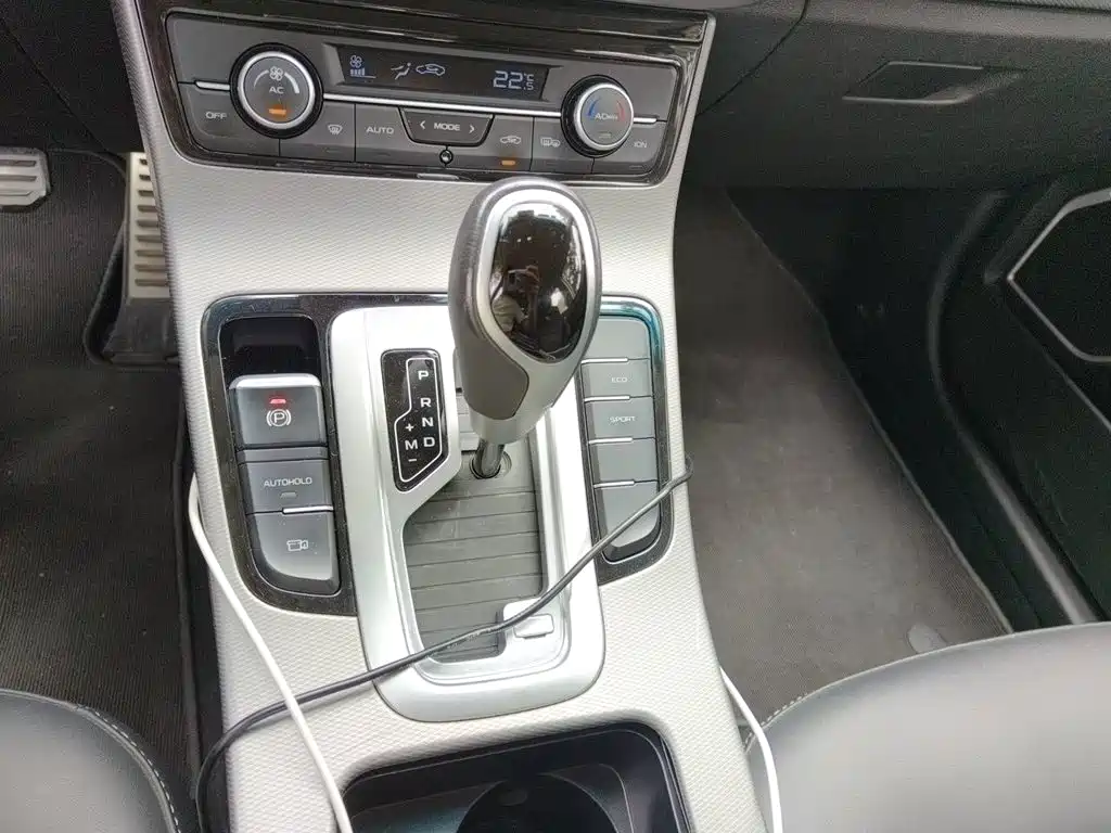 Geely Emgrand GS — миниатюра 10