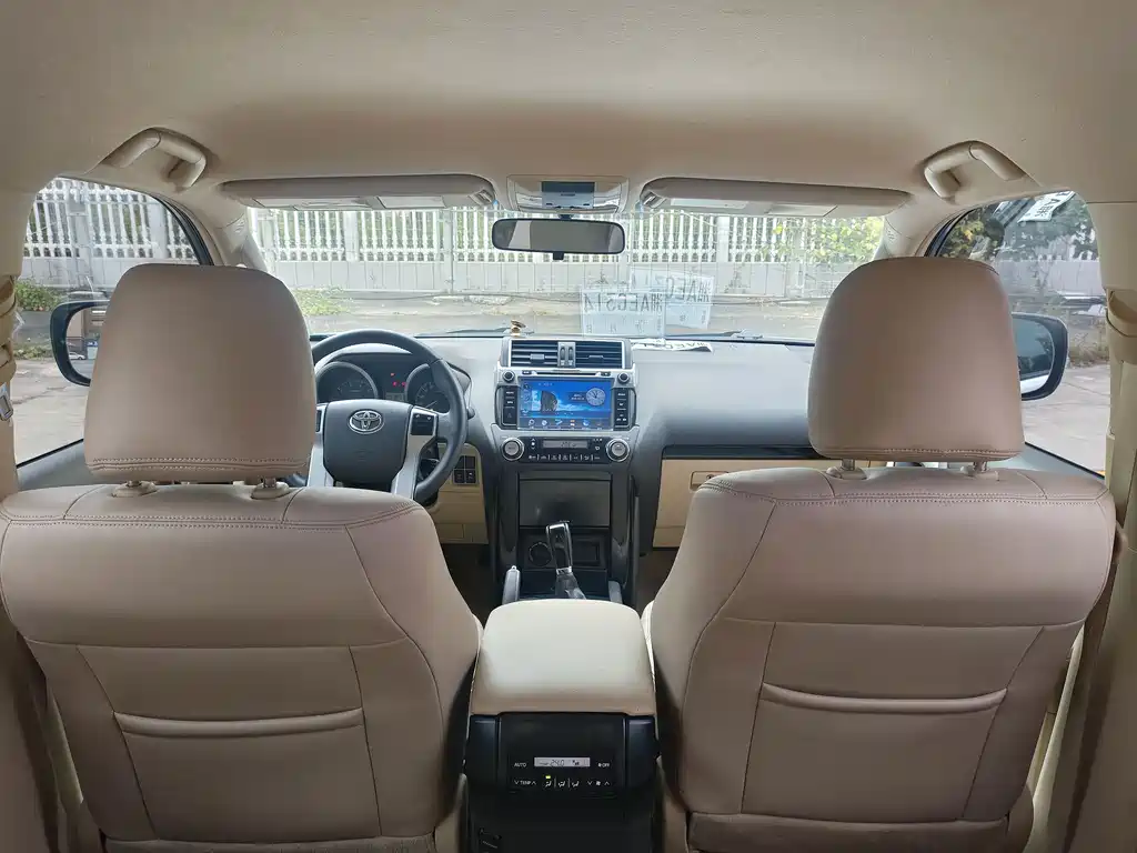Toyota Prado (Import) — миниатюра 25