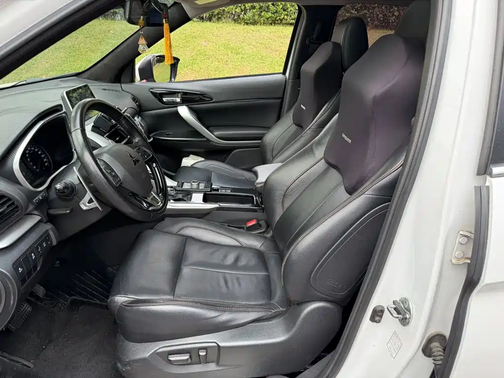 Mitsubishi Eclipse Cross — миниатюра 8