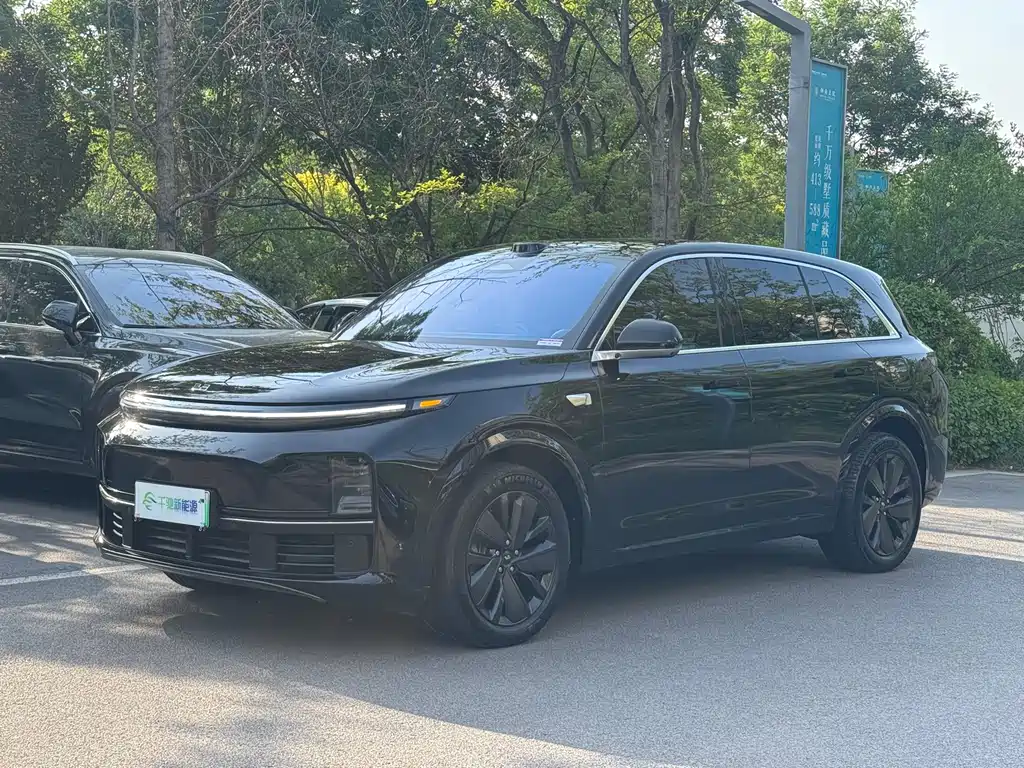 Li Auto Li L7 2025