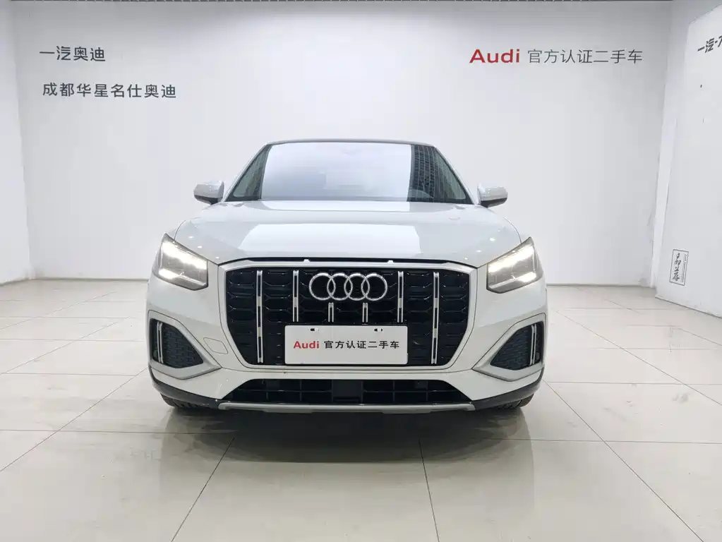 Audi Q2L — миниатюра 2