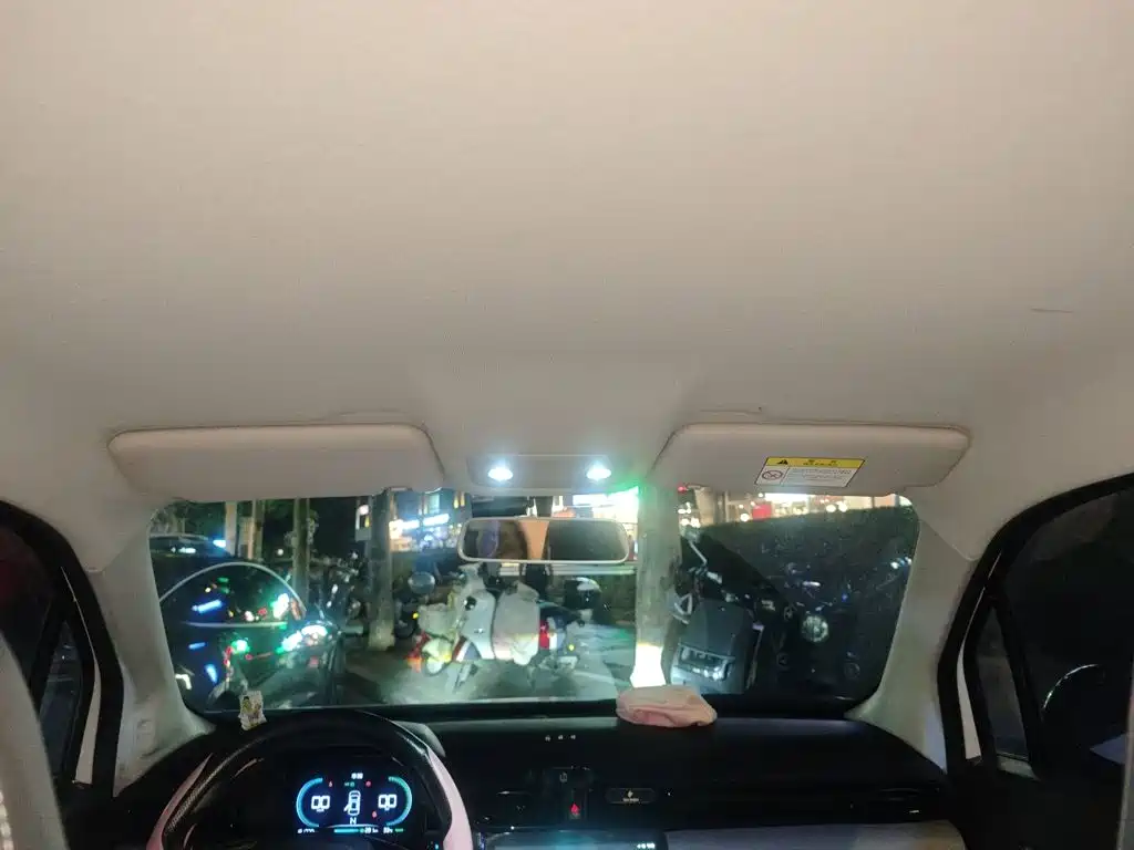 Leapmotor Leapmotor T03 — миниатюра 9