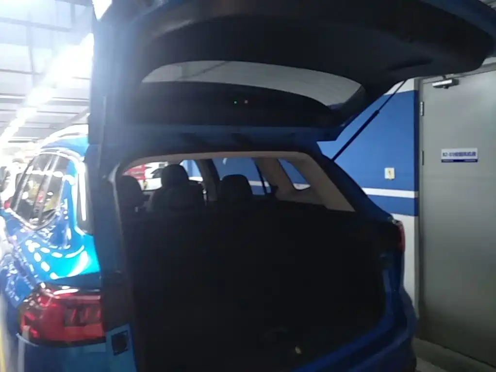 Roewe RX5 MAX — миниатюра 19