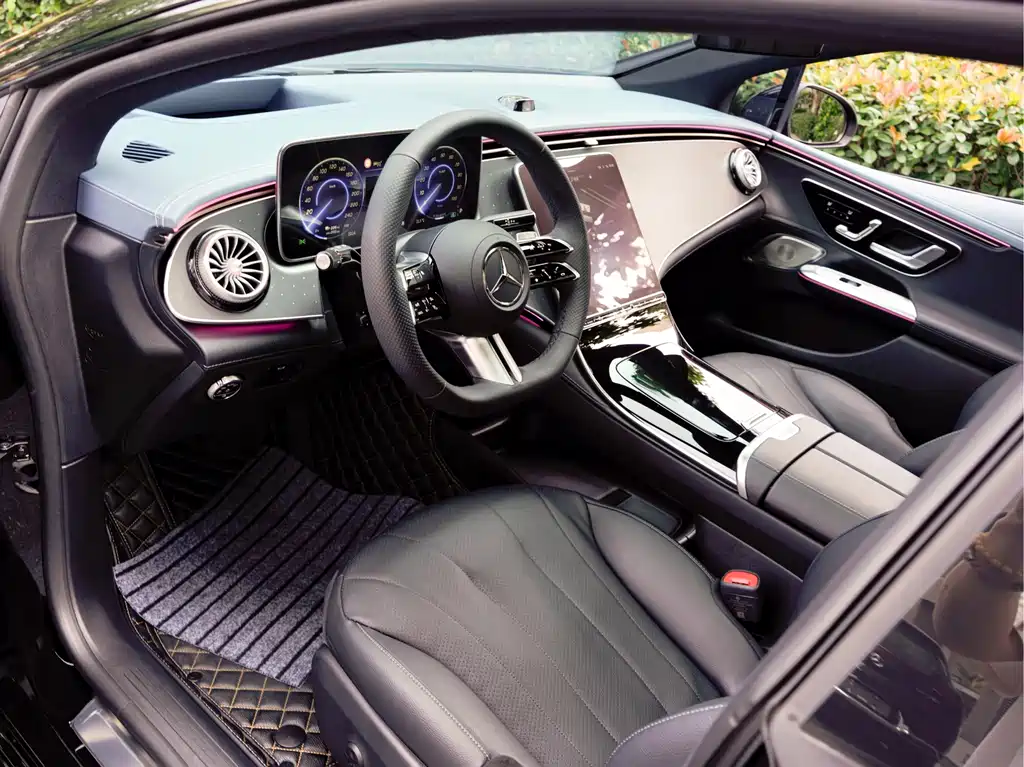 Mercedes-Benz EQE — миниатюра 12