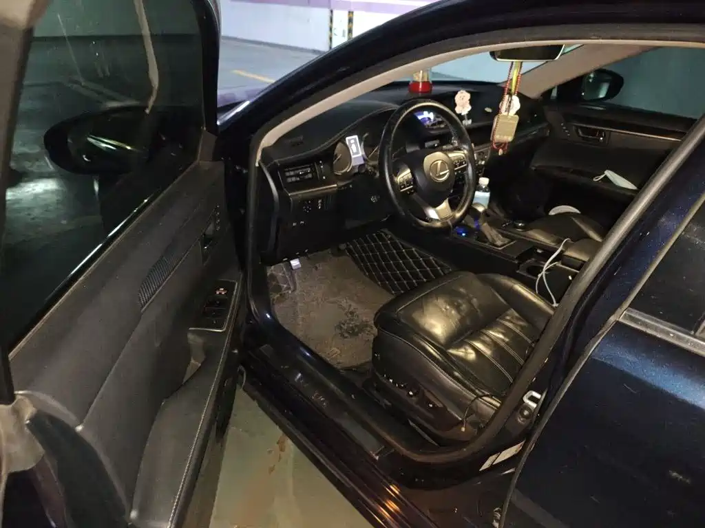 Lexus ES — миниатюра 14
